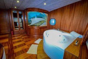 Noleggio Caicco Ugur 2005