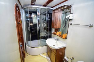 Noleggio Caicco Ugur 2005