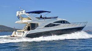 Wave Master Sealine T60 Yacht Available for Charter