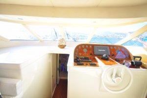 Zeus Yacht Available for Charter