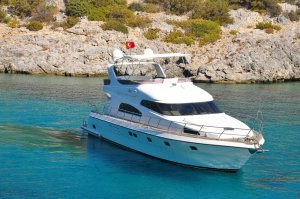 Zeus Yacht Available for Charter